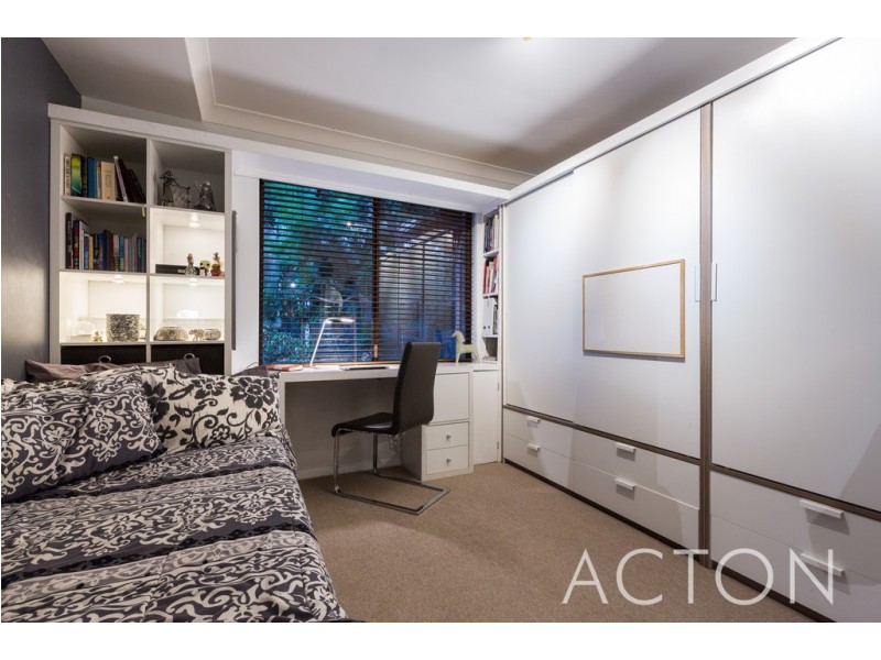 6/5 Elliott Road, Claremont WA 6010