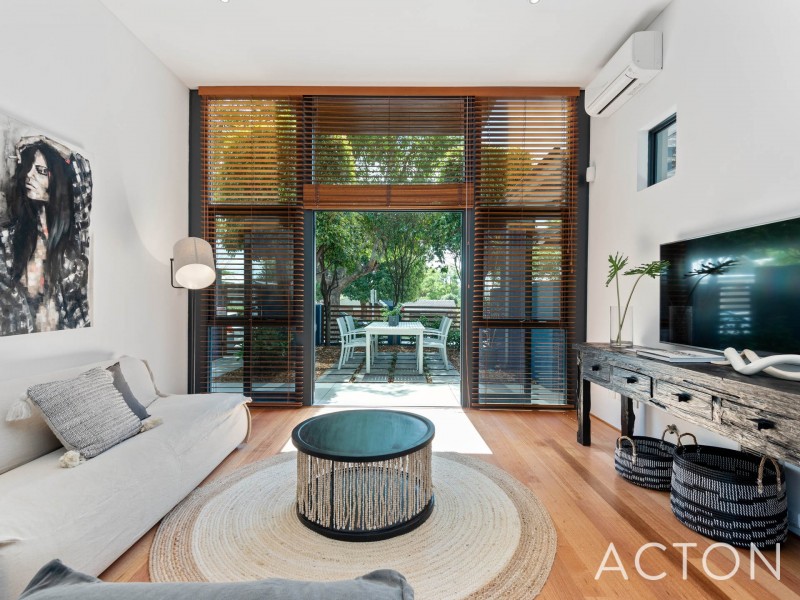 35 Woolwich Street, West Leederville WA 6007