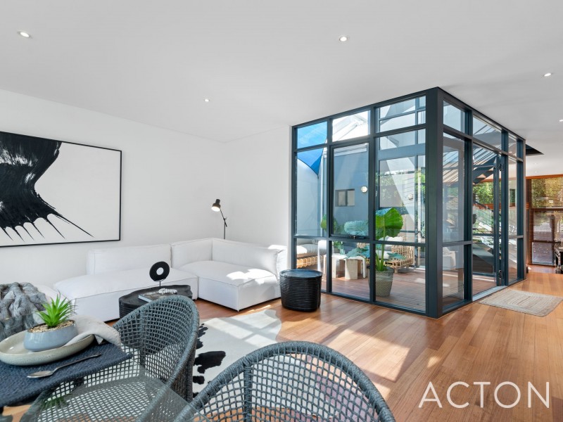 35 Woolwich Street, West Leederville WA 6007