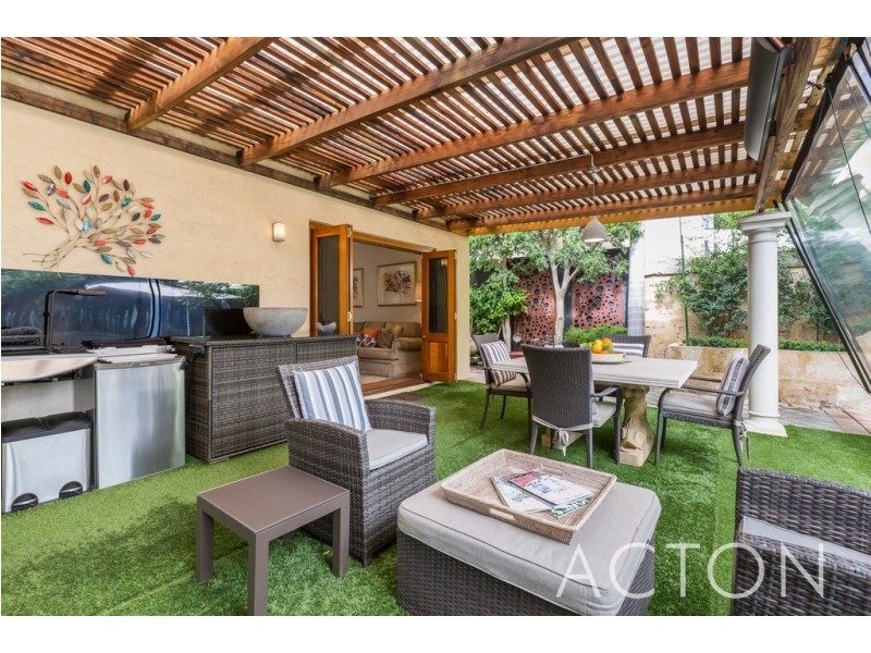 47 Wood Street, Swanbourne WA 6010