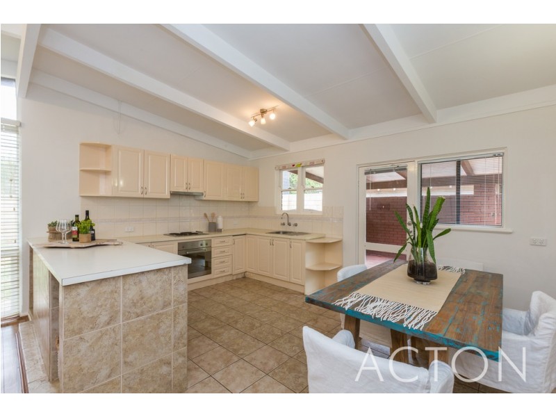 287 Curtin Avenue, Cottesloe WA 6011