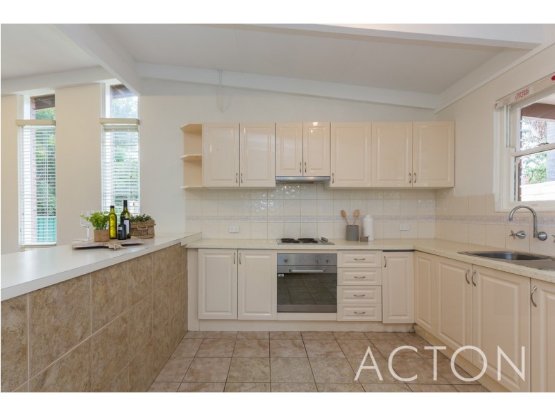 287 Curtin Avenue, Cottesloe WA 6011