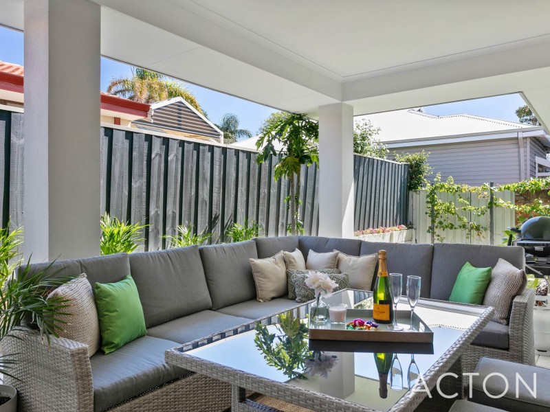 32 Horgan Street, Mosman Park WA 6012