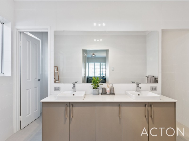 32 Horgan Street, Mosman Park WA 6012