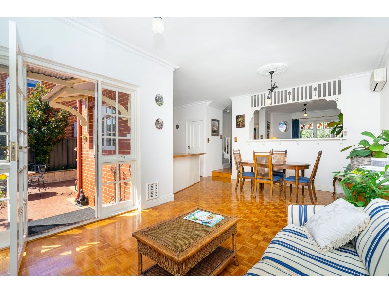 27 Carrington Street, Inglewood WA 6052