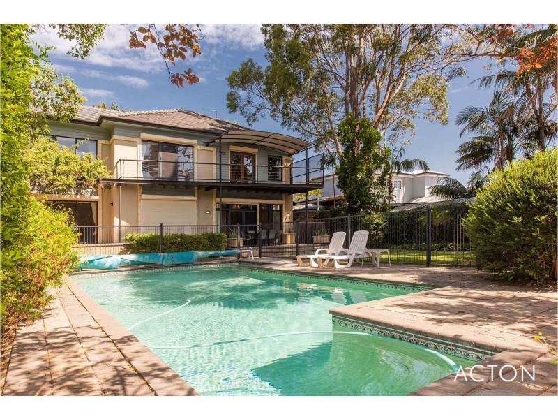 13 Hotchin Street, Dalkeith WA 6009