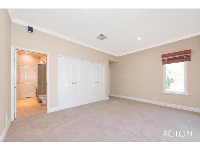 13 Hotchin Street, Dalkeith WA 6009