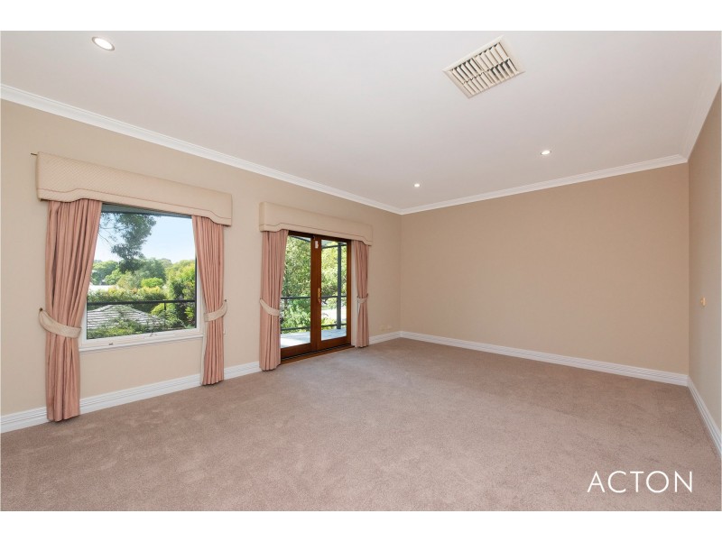 13 Hotchin Street, Dalkeith WA 6009