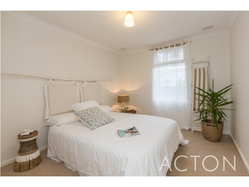 287 Curtin Avenue, Cottesloe WA 6011