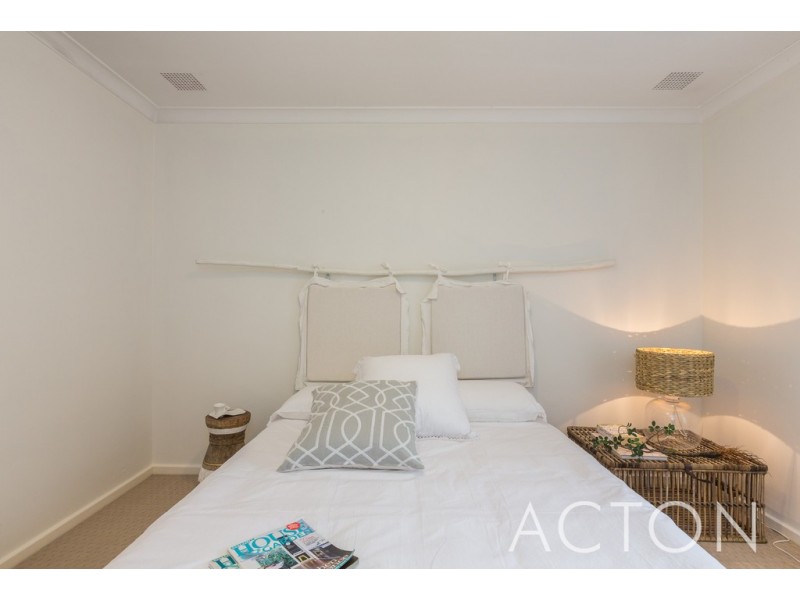 287 Curtin Avenue, Cottesloe WA 6011