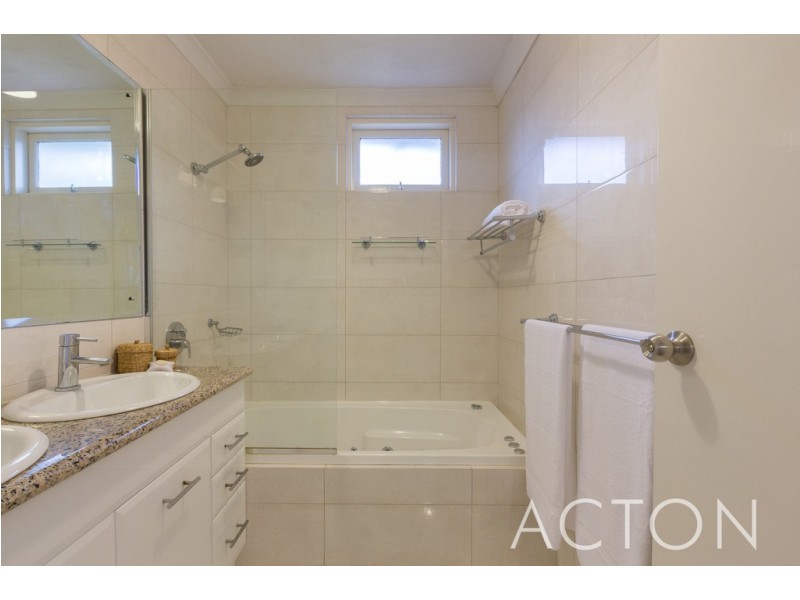 287 Curtin Avenue, Cottesloe WA 6011