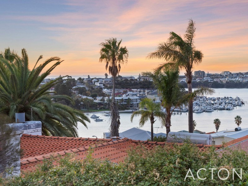 2 Surbiton Road, East Fremantle WA 6158