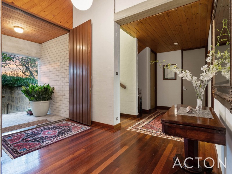 2 Surbiton Road, East Fremantle WA 6158