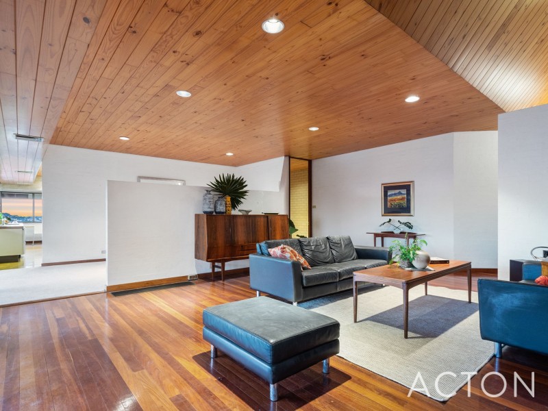 2 Surbiton Road, East Fremantle WA 6158