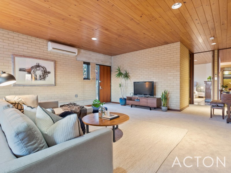 2 Surbiton Road, East Fremantle WA 6158