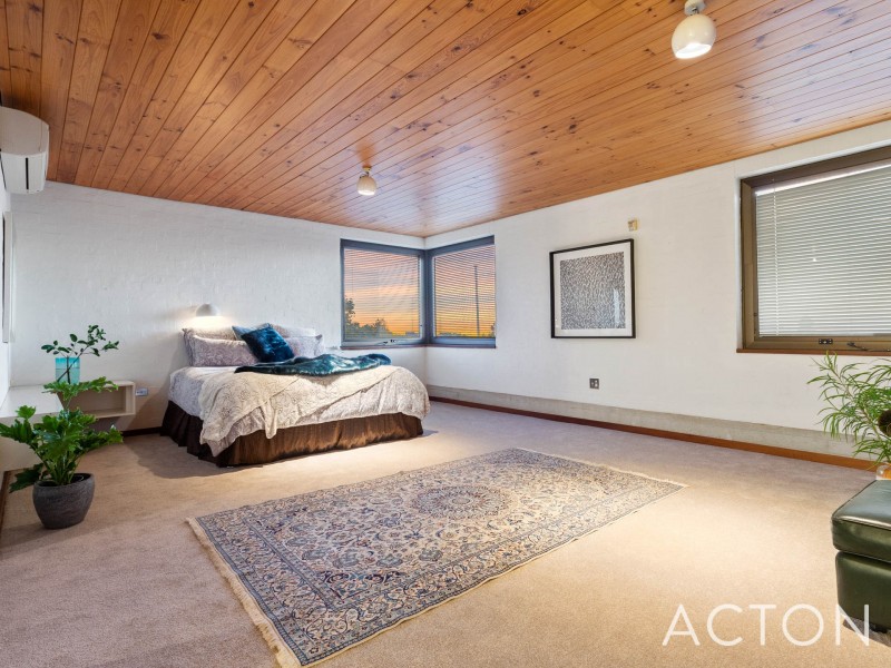 2 Surbiton Road, East Fremantle WA 6158