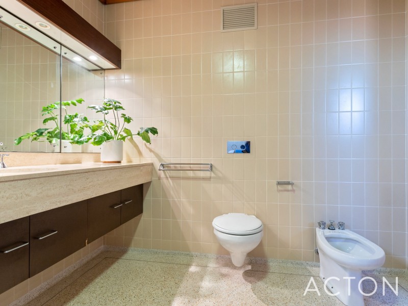 2 Surbiton Road, East Fremantle WA 6158