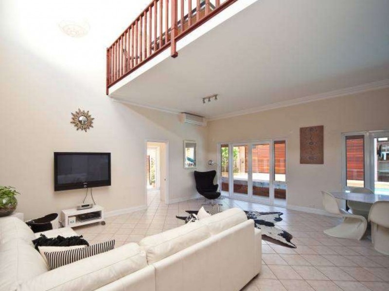 94 Shenton Road, Swanbourne WA 6010