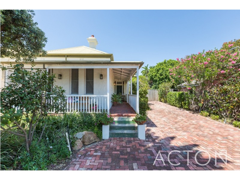 70 Railway Street, Cottesloe WA 6011