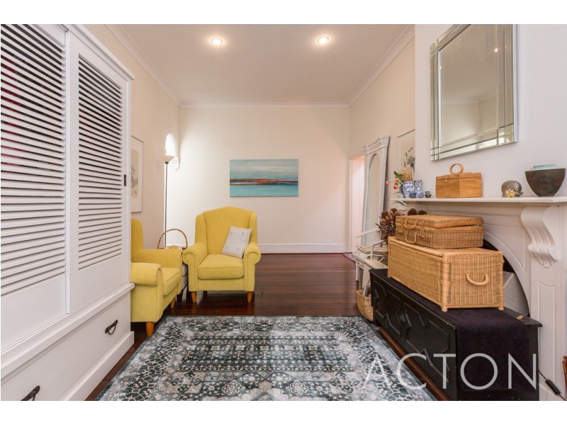 70 Railway Street, Cottesloe WA 6011