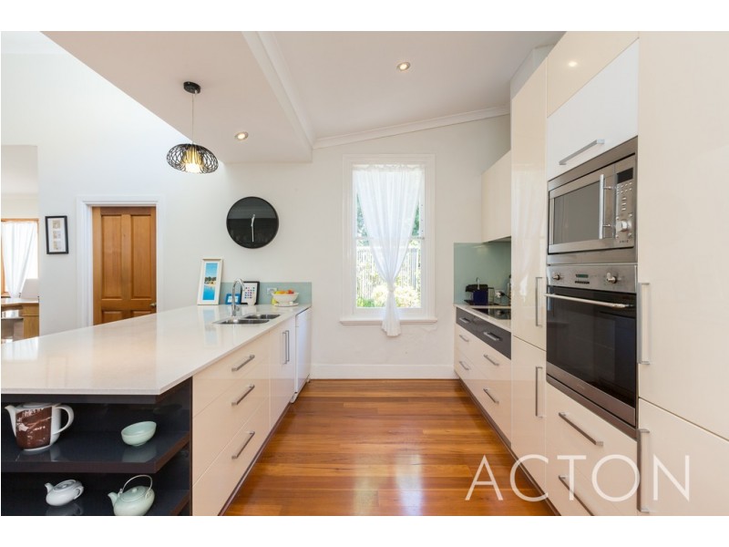 70 Railway Street, Cottesloe WA 6011