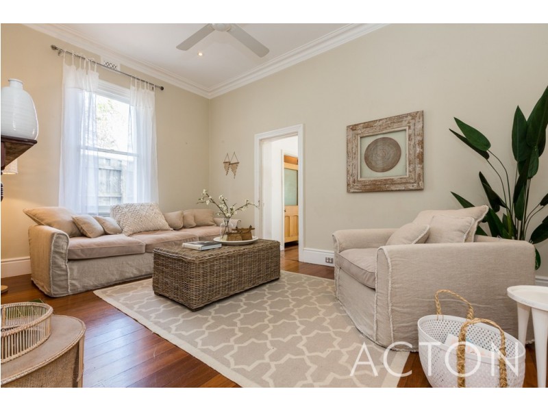 11A Martha Street, Beaconsfield WA 6162