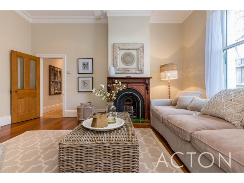 11A Martha Street, Beaconsfield WA 6162