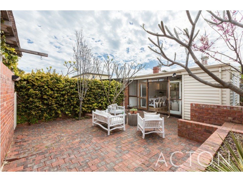 11A Martha Street, Beaconsfield WA 6162