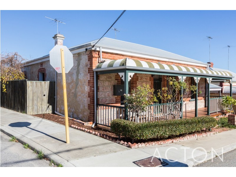 11A Martha Street, Beaconsfield WA 6162