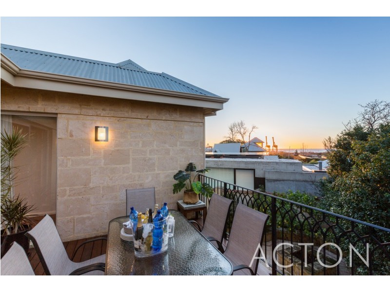 46 Burt Street, Fremantle WA 6160