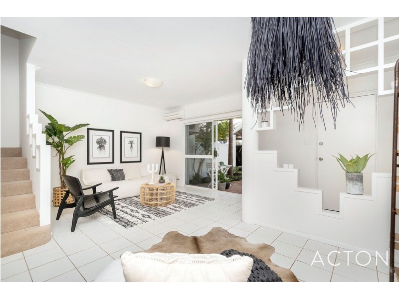 2/173 Derby Road, Shenton Park WA 6008