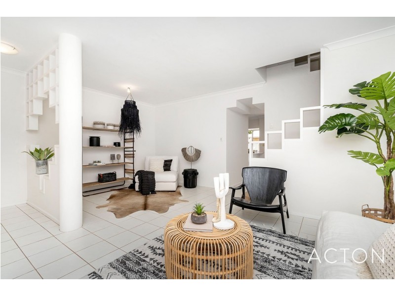 2/173 Derby Road, Shenton Park WA 6008