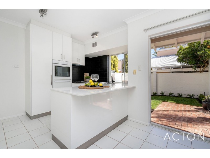 2/173 Derby Road, Shenton Park WA 6008