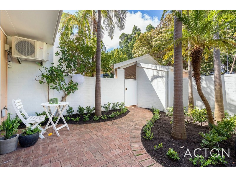 2/173 Derby Road, Shenton Park WA 6008