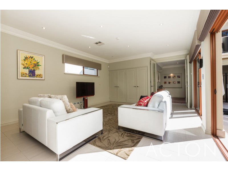 5 Derby Street, Swanbourne WA 6010