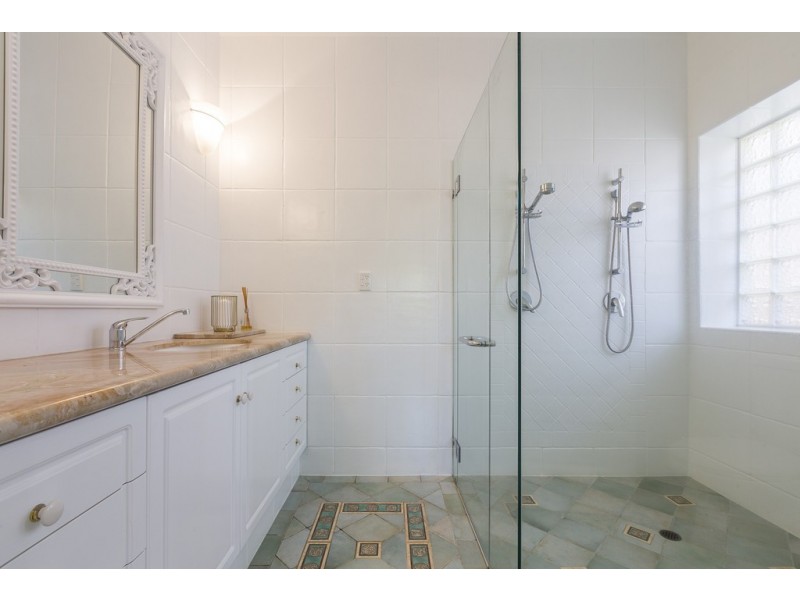 11 Salisbury Street, Cottesloe WA 6011