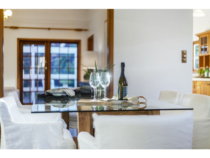 27 Boscombe Avenue, City Beach WA 6015