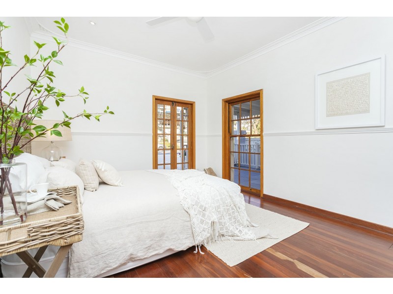 27 Boscombe Avenue, City Beach WA 6015