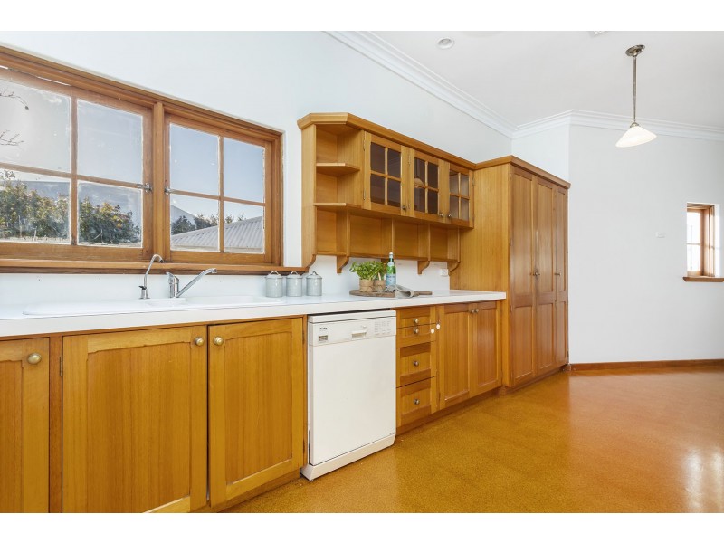 27 Boscombe Avenue, City Beach WA 6015