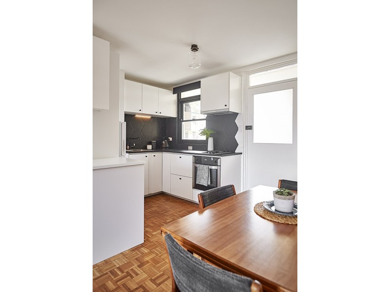 23/17 The Avenue, Crawley WA 6009