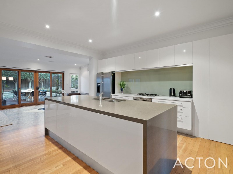 52 Margaret Street, Cottesloe WA 6011