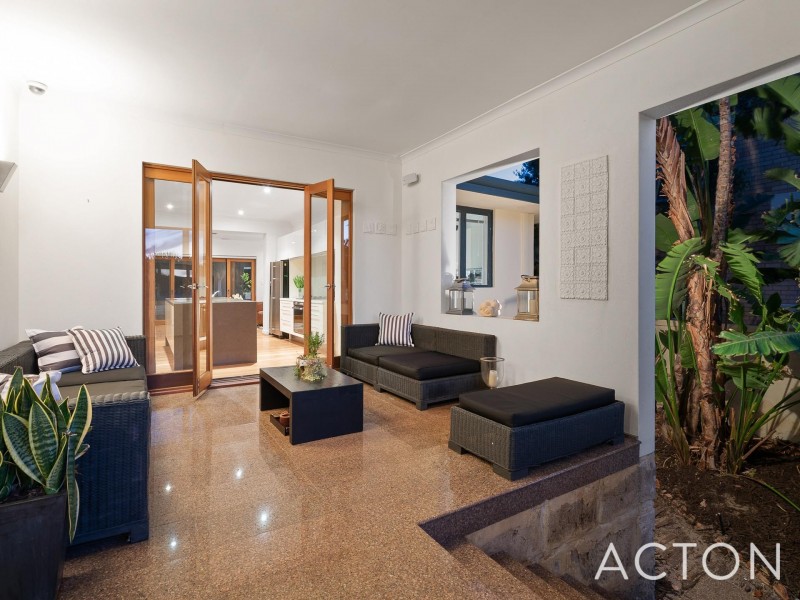 52 Margaret Street, Cottesloe WA 6011