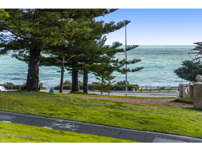 5/8 Salvado Street, Cottesloe WA 6011