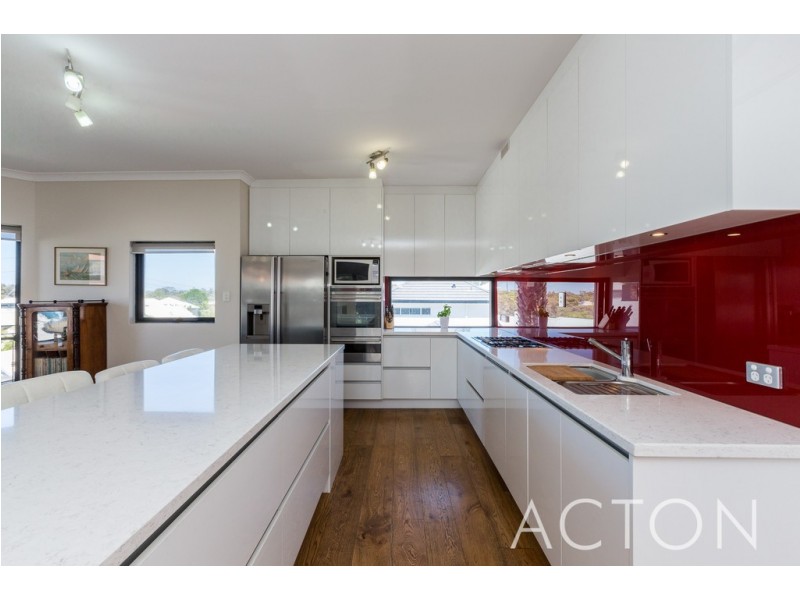 18 Arenga Court, Mount Claremont WA 6010