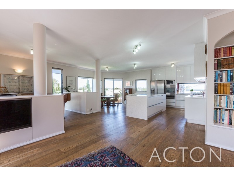 18 Arenga Court, Mount Claremont WA 6010