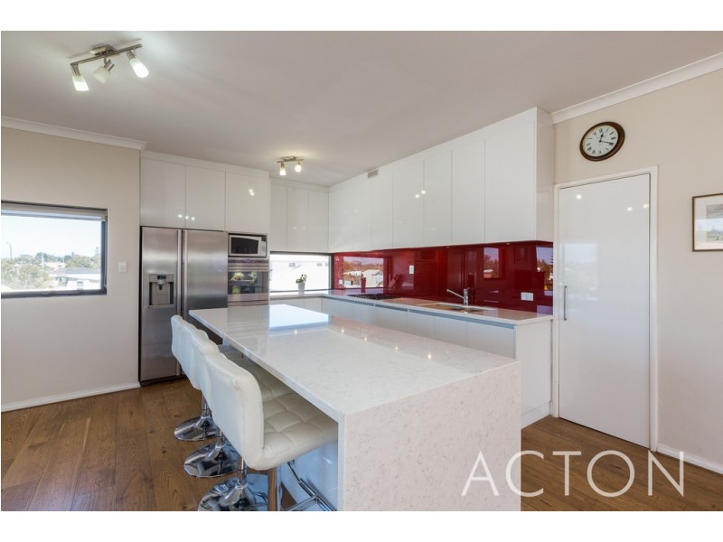 18 Arenga Court, Mount Claremont WA 6010