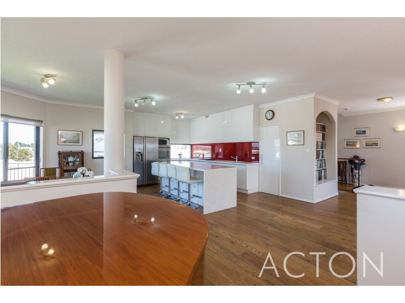 18 Arenga Court, Mount Claremont WA 6010