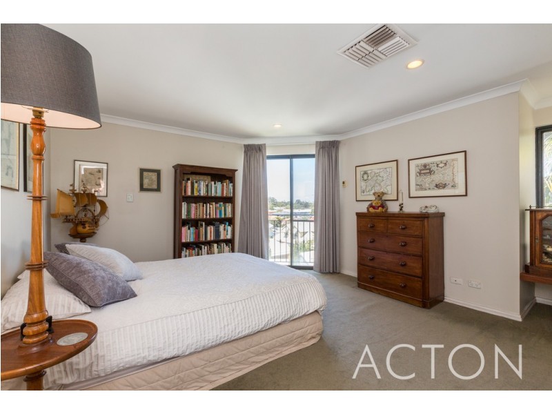 18 Arenga Court, Mount Claremont WA 6010