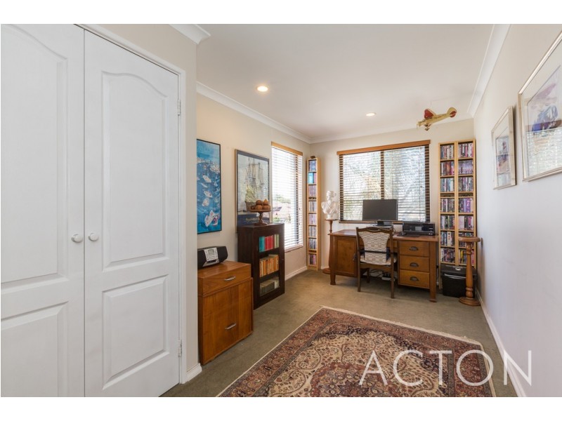 18 Arenga Court, Mount Claremont WA 6010