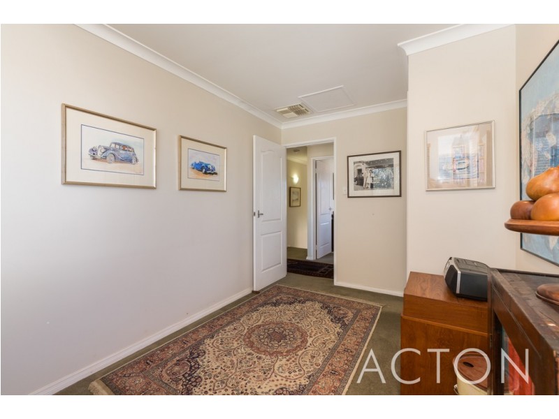 18 Arenga Court, Mount Claremont WA 6010